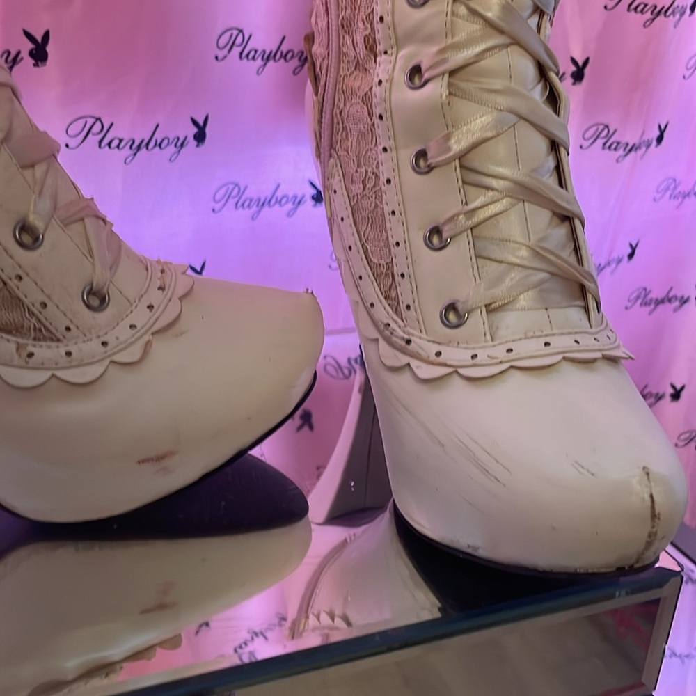 Ellie Shoes Ivory Lace-Up Victorian Heeled Boots - Picture 5 of 11
